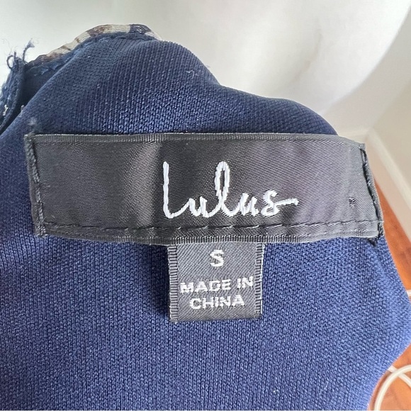 Lulus Anything Lovelier Navy Blue Floral Print Tiered Midi Dress Size S - Picture 9 of 10